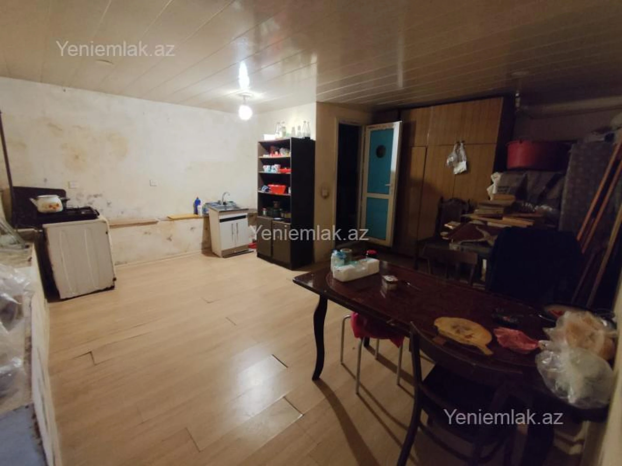 Satılır 2 otaqlı köhnə tikili 58 m²