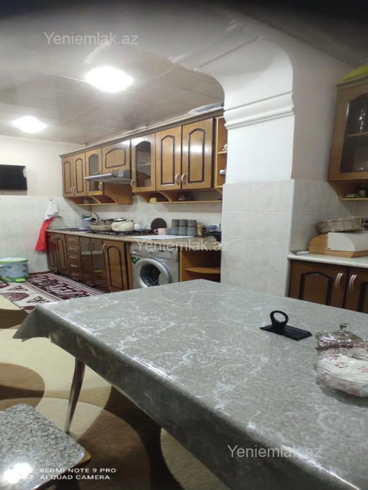 Satılır 4 otaqlı köhnə tikili 105 m²