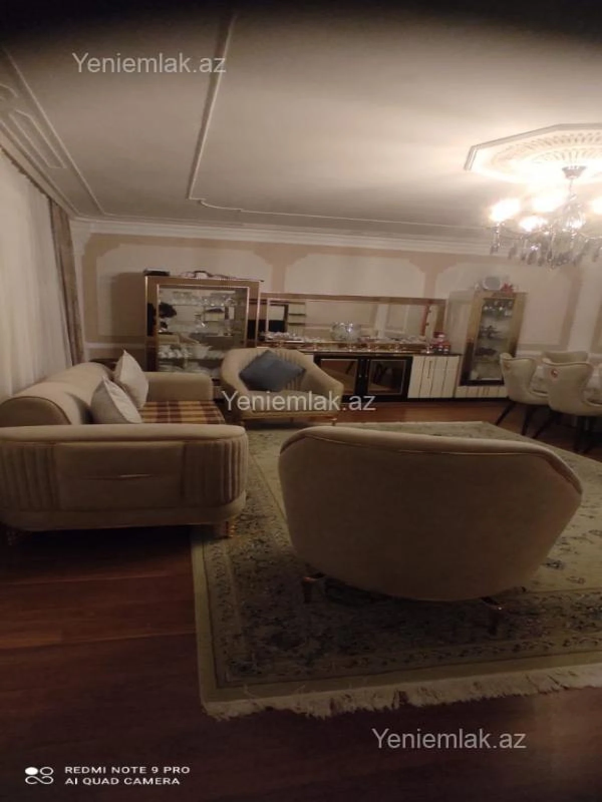 Satılır 4 otaqlı köhnə tikili 105 m²