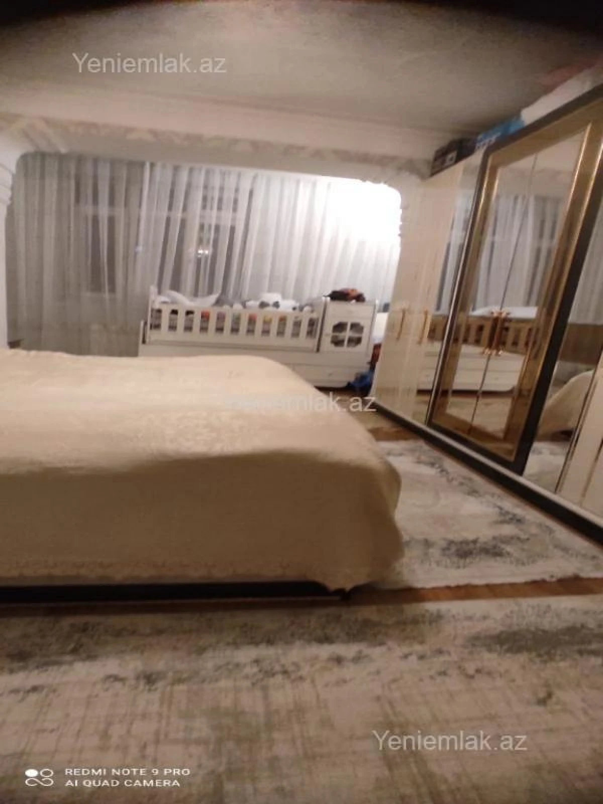 Satılır 4 otaqlı köhnə tikili 105 m²