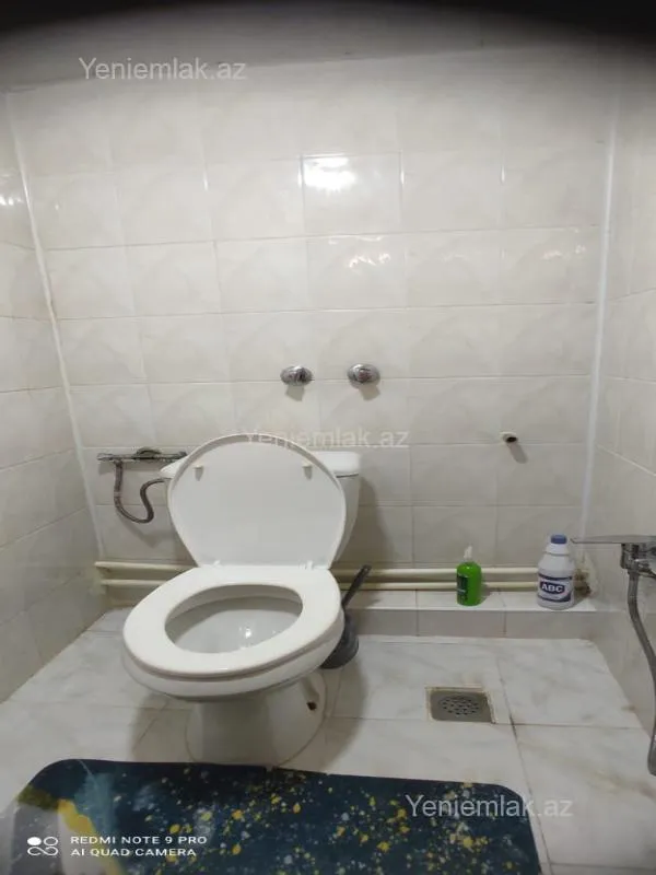 Satılır 4 otaqlı köhnə tikili 105 m²