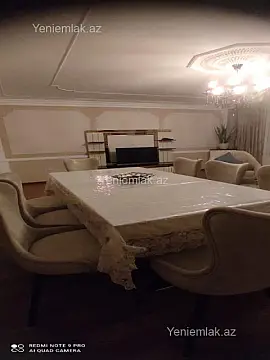 Satılır 4 otaqlı köhnə tikili 105 m²