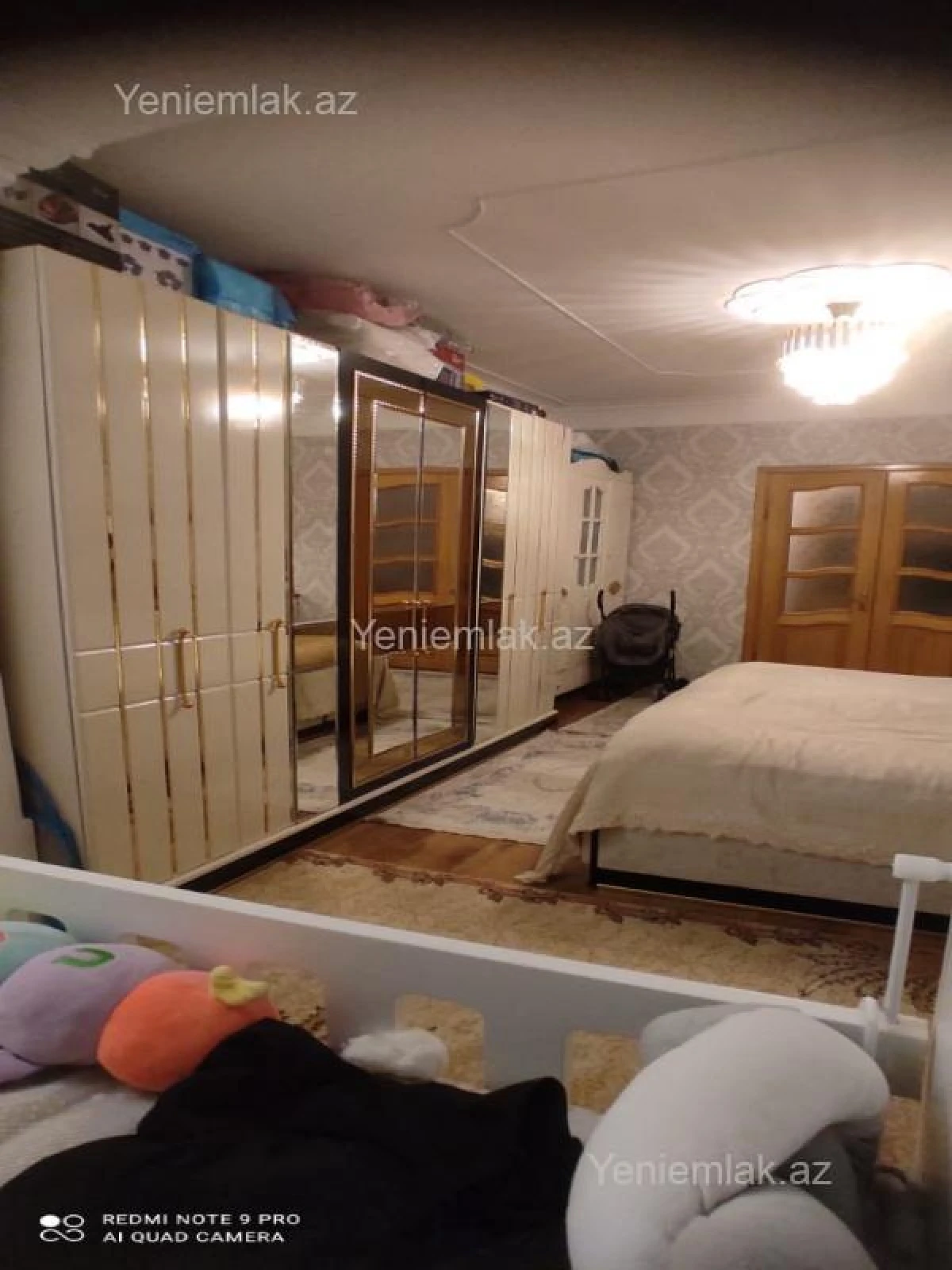 Satılır 4 otaqlı köhnə tikili 105 m²