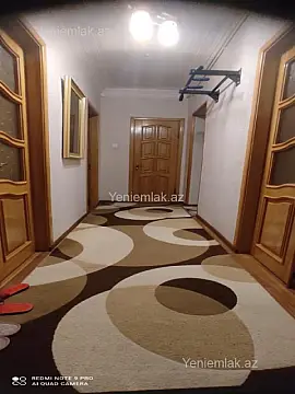 Satılır 4 otaqlı köhnə tikili 105 m²