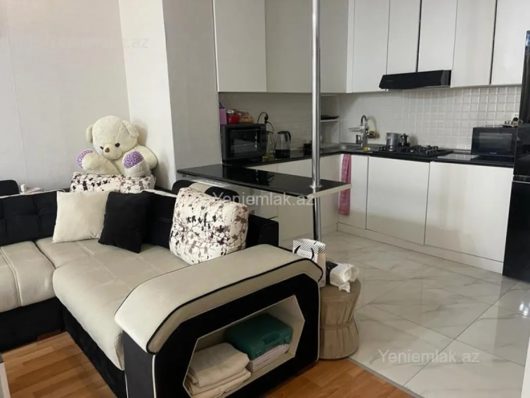 Satılır 2 otaqlı yeni tikili 60 m²