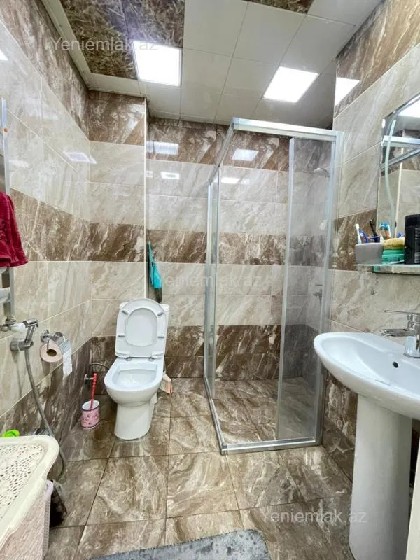 Satılır 2 otaqlı yeni tikili 63 m²