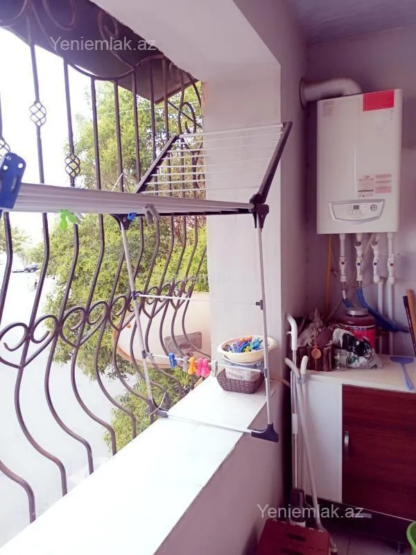 Satılır 2 otaqlı köhnə tikili 55 m²