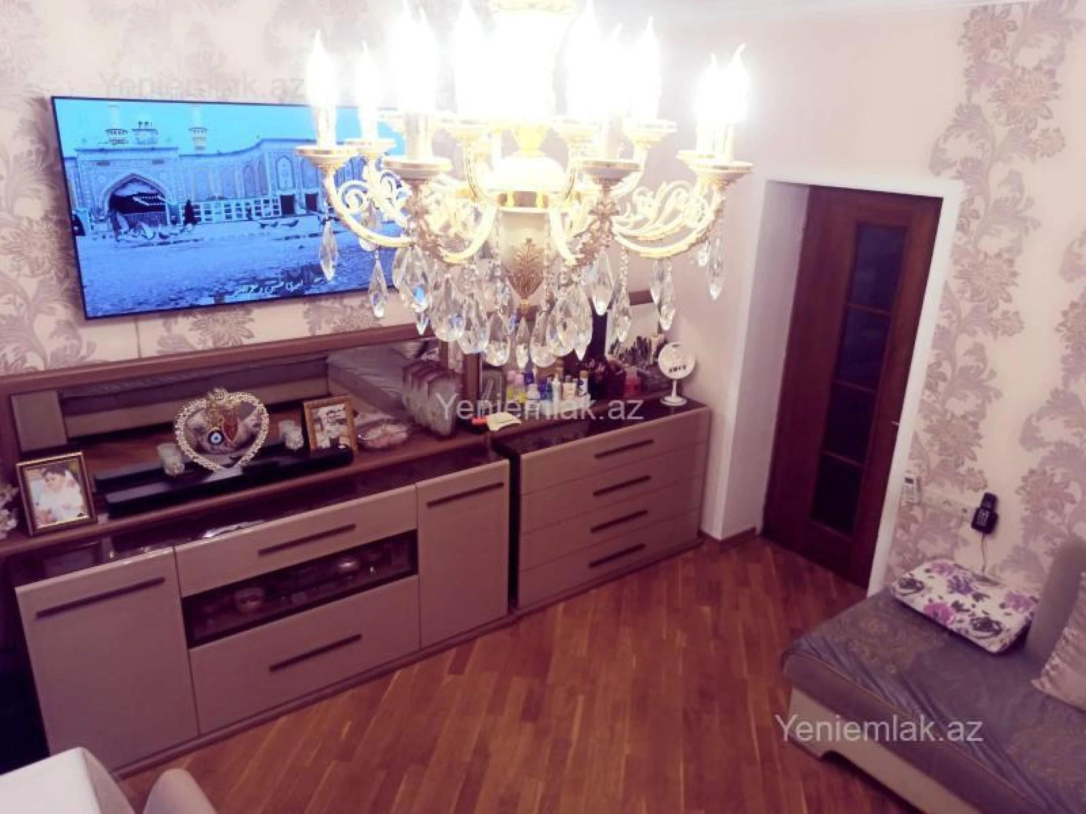 Satılır 2 otaqlı köhnə tikili 55 m²
