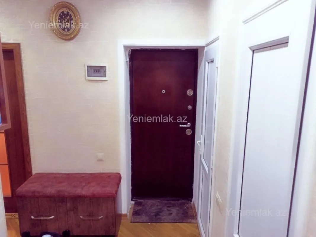 Satılır 2 otaqlı köhnə tikili 55 m²