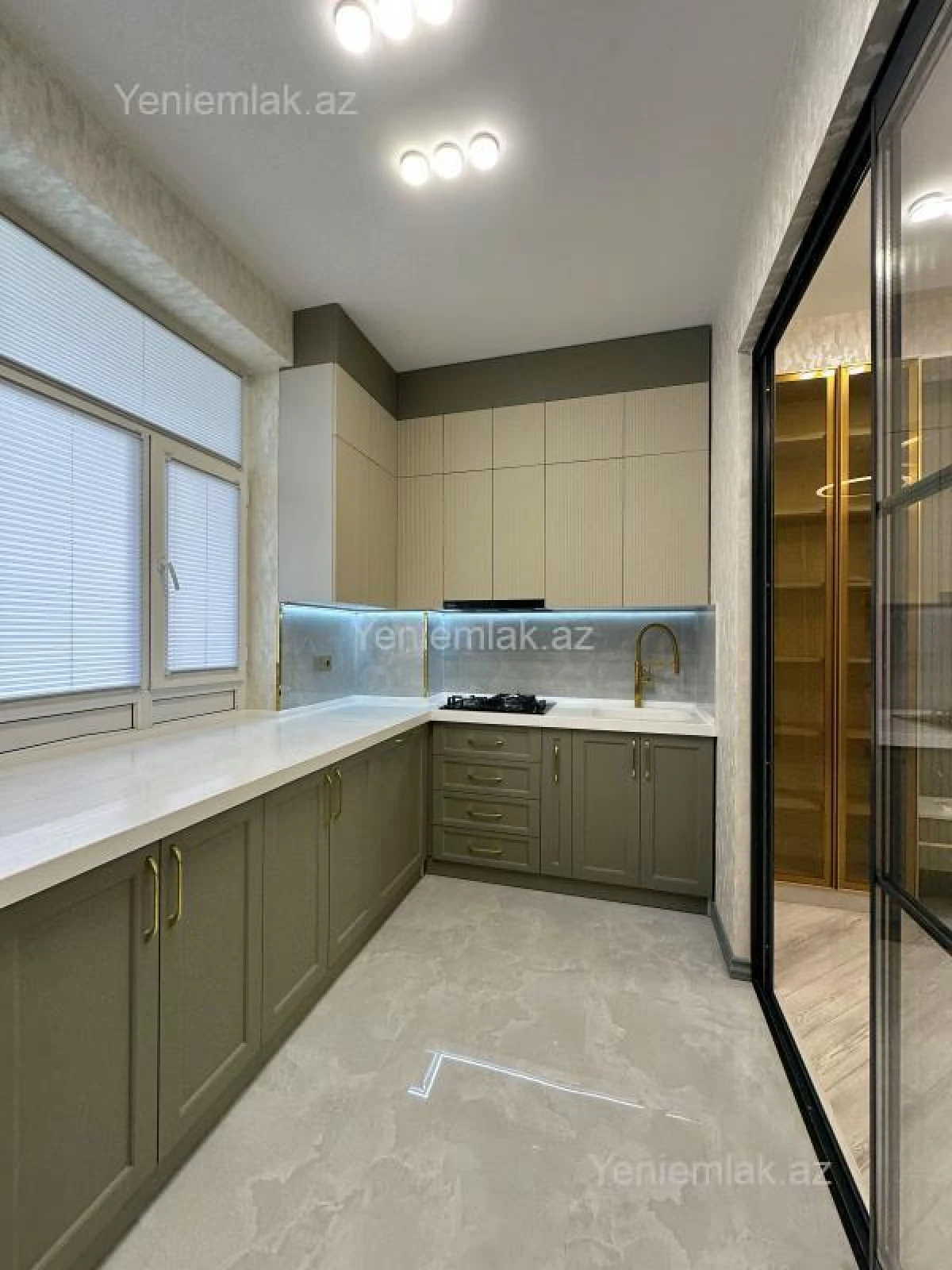 Satılır 3 otaqlı yeni tikili 96 m²