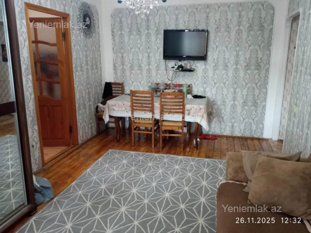Satılır 2 otaqlı köhnə tikili 46 m²