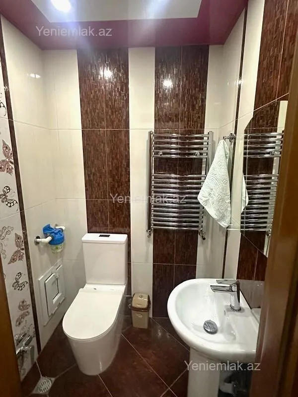 Satılır 2 otaqlı yeni tikili 90 m²