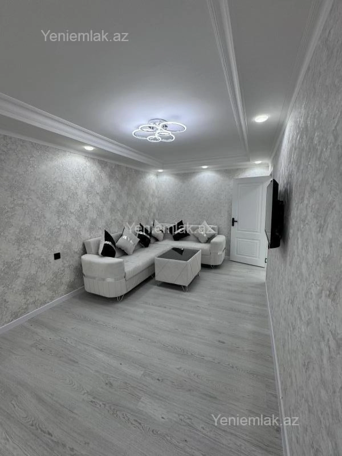 Satılır 2 otaqlı köhnə tikili 36 m²
