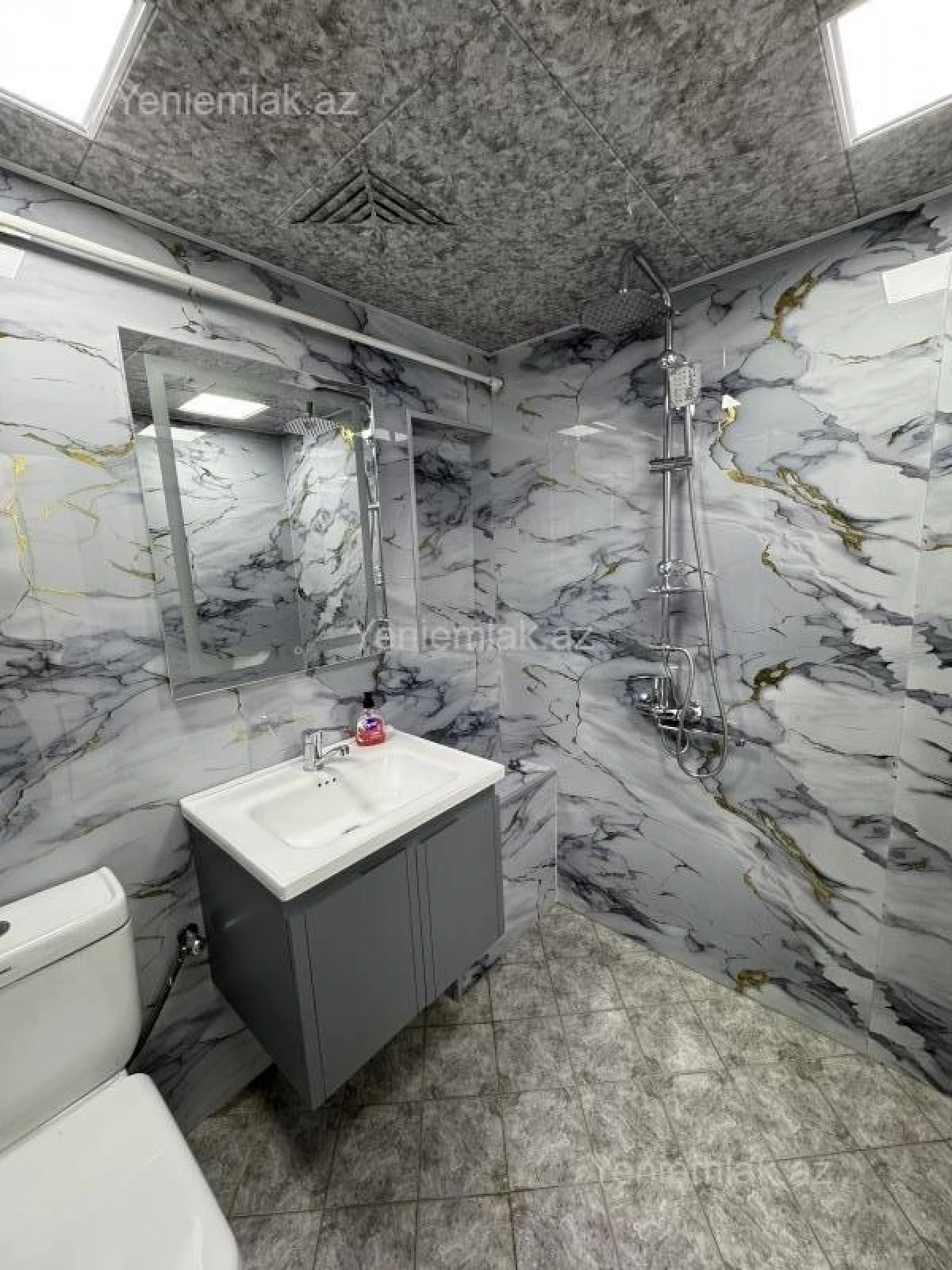 Satılır 2 otaqlı köhnə tikili 36 m²