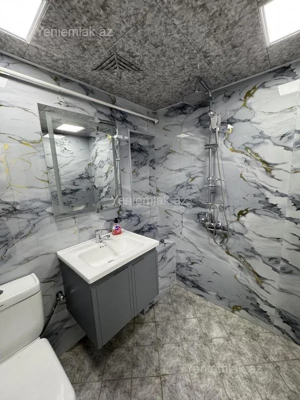 Satılır 2 otaqlı köhnə tikili 36 m²