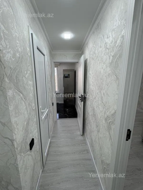 Satılır 2 otaqlı köhnə tikili 36 m²