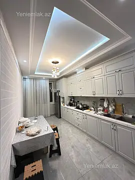 Satılır 3 otaqlı yeni tikili 132 m²