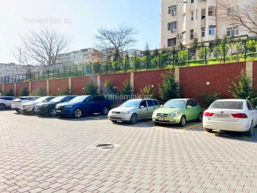Satılır 2 otaqlı yeni tikili 85 m²