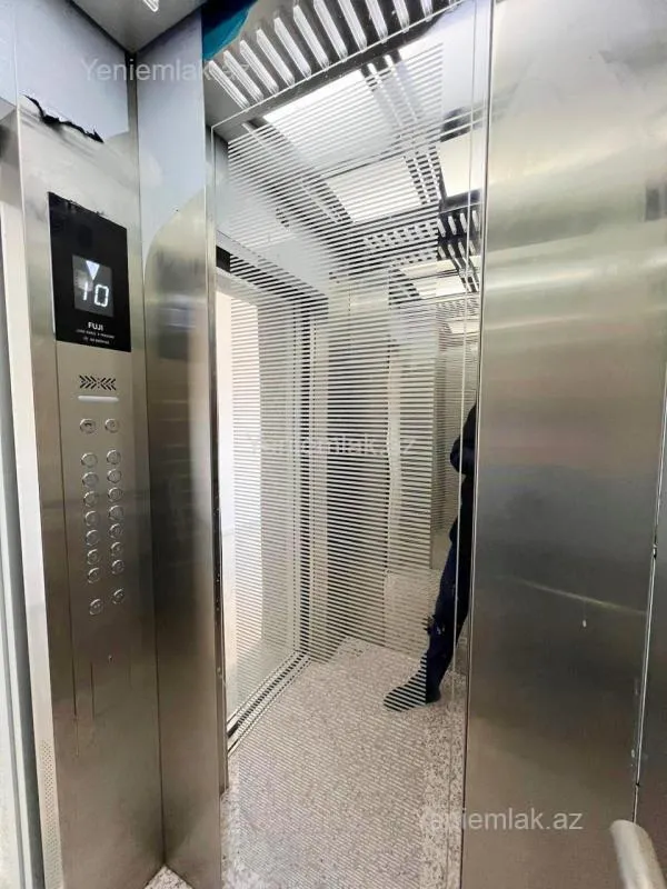 Satılır 2 otaqlı yeni tikili 85 m²