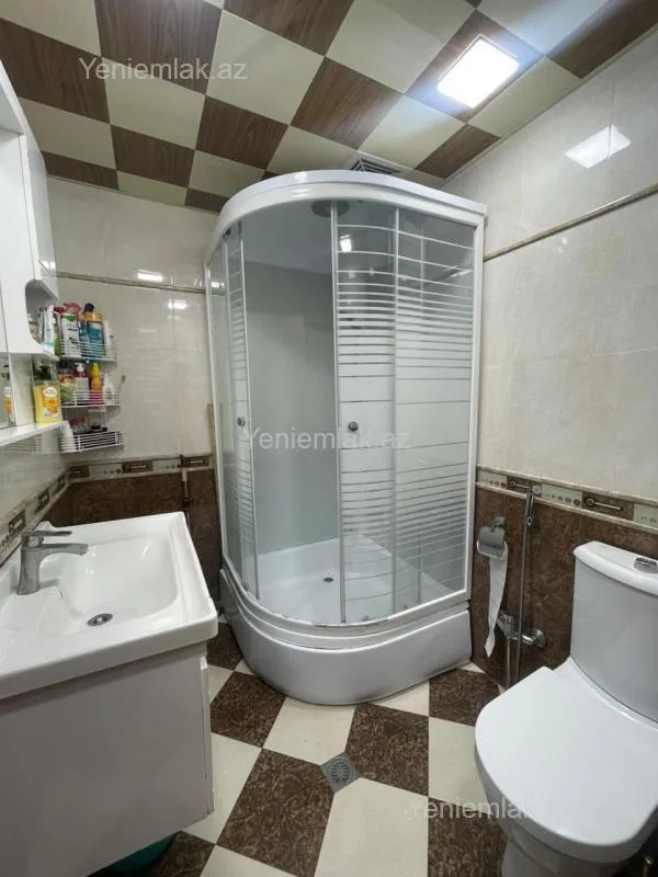 Satılır 3 otaqlı yeni tikili 100 m²