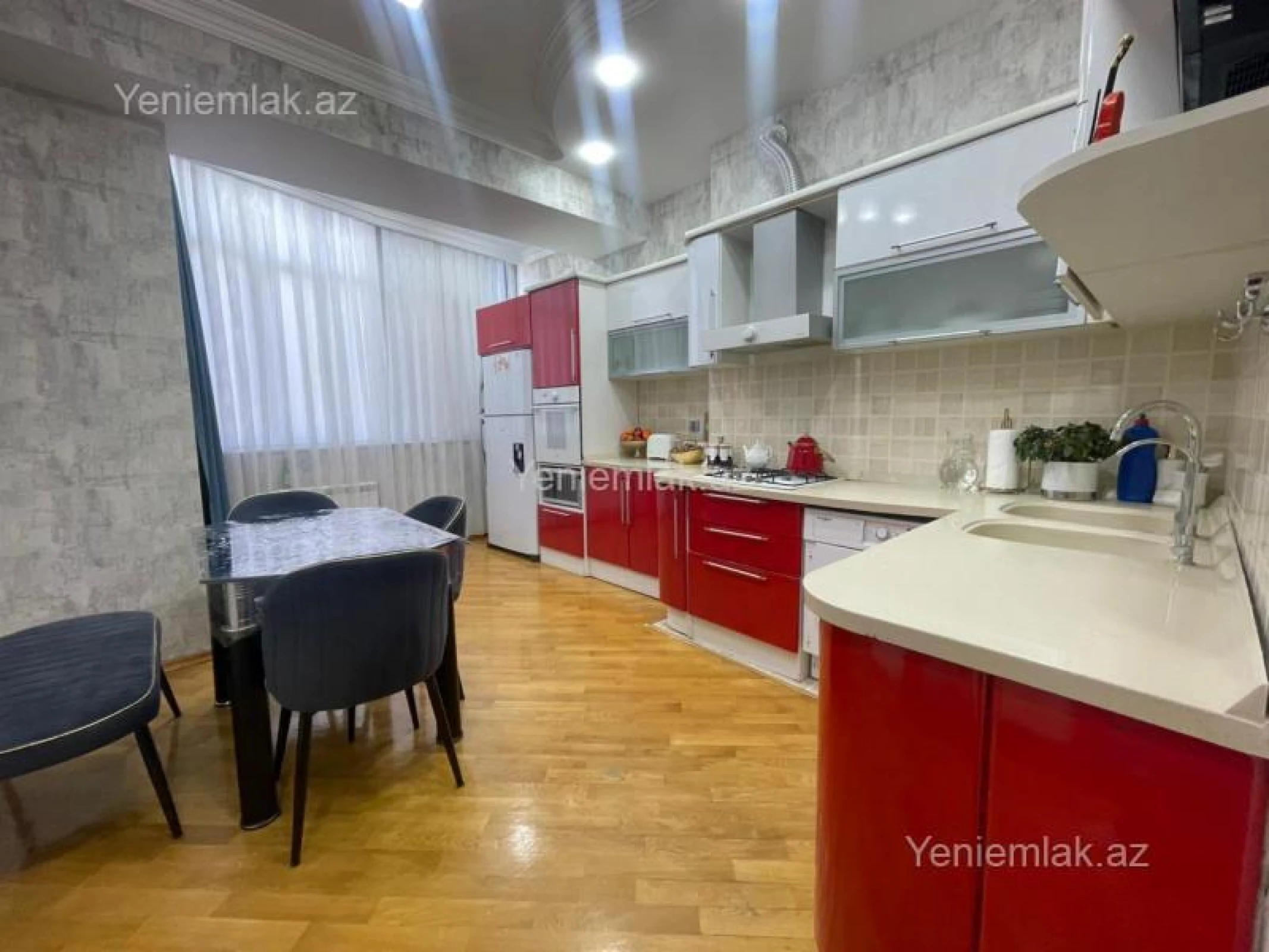 Satılır 3 otaqlı yeni tikili 100 m²