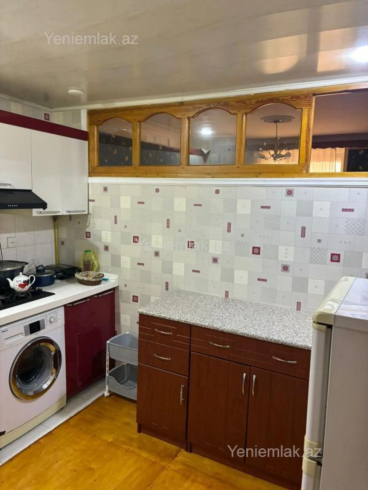 Satılır 3 otaqlı köhnə tikili 70 m²