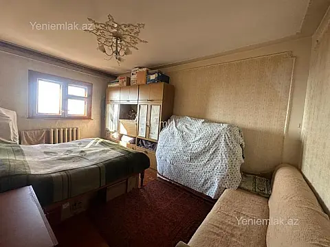 Satılır 5 otaqlı köhnə tikili 120 m²