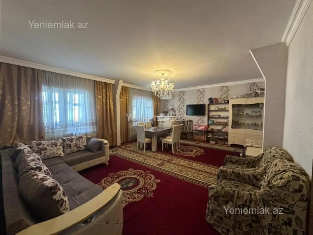 Satılır 5 otaqlı köhnə tikili 120 m²