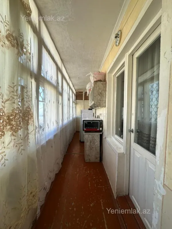 Satılır 5 otaqlı köhnə tikili 120 m²