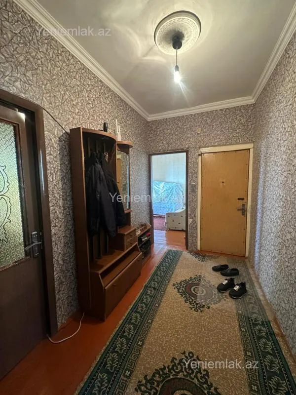 Satılır 5 otaqlı köhnə tikili 120 m²