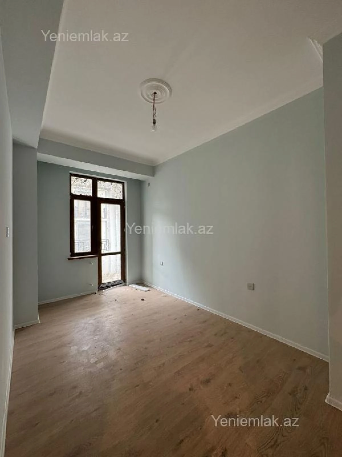 Satılır 2 otaqlı yeni tikili 70 m²