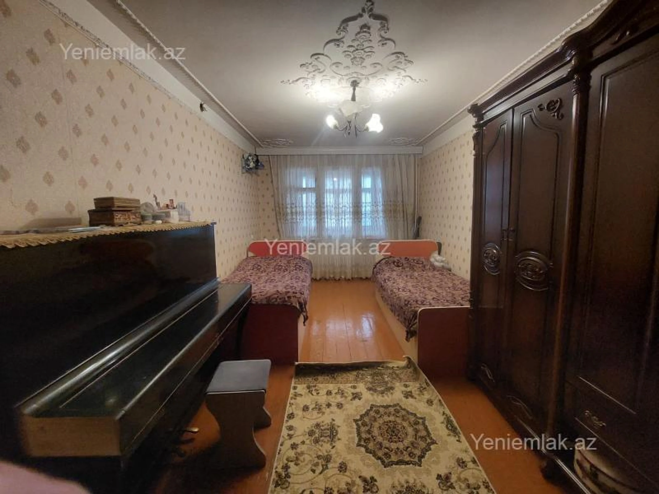Satılır 4 otaqlı köhnə tikili 80 m²