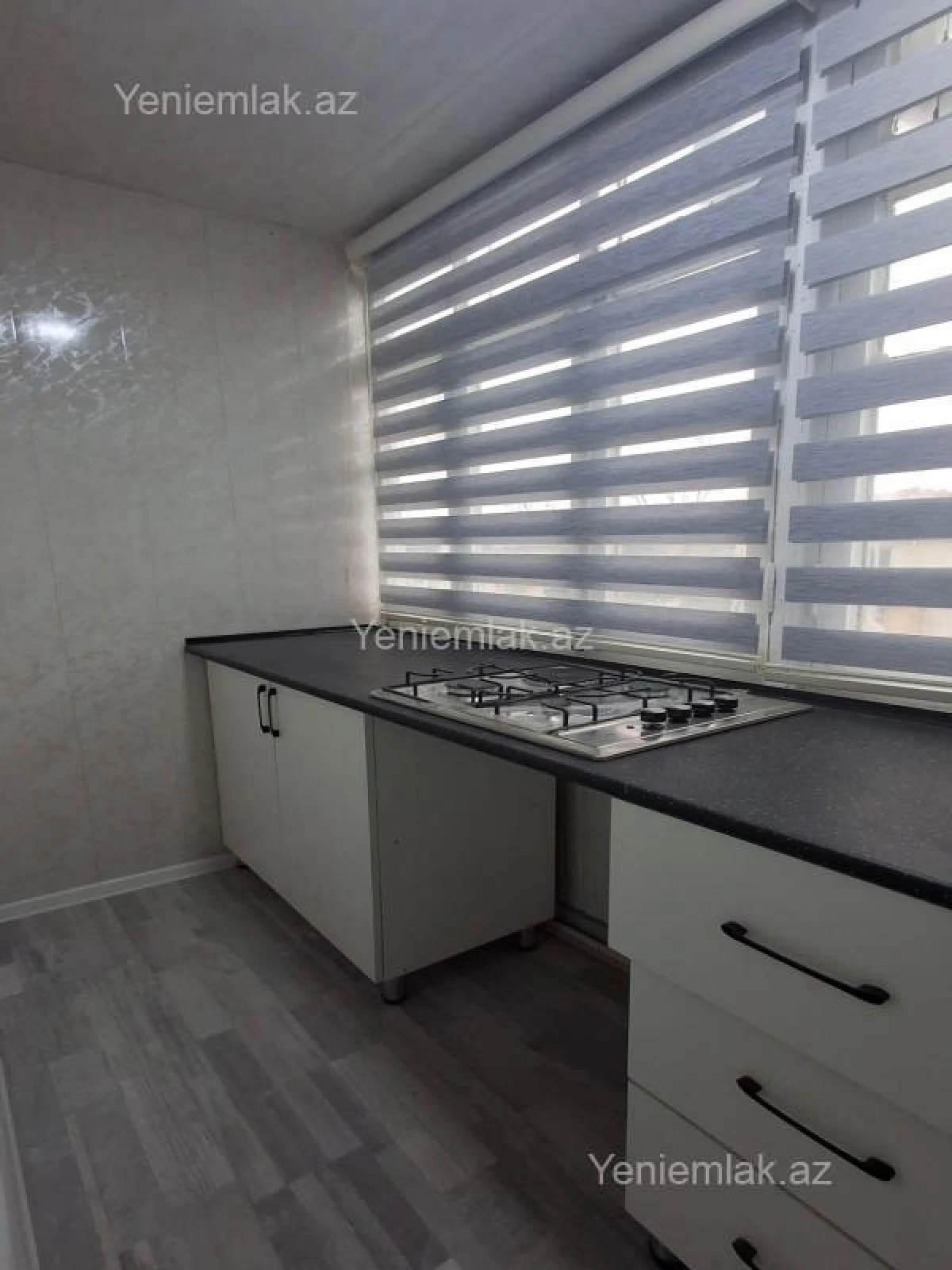 Satılır 2 otaqlı köhnə tikili 36 m²