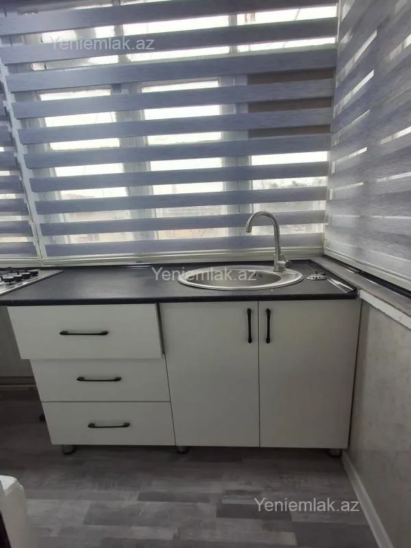 Satılır 2 otaqlı köhnə tikili 36 m²