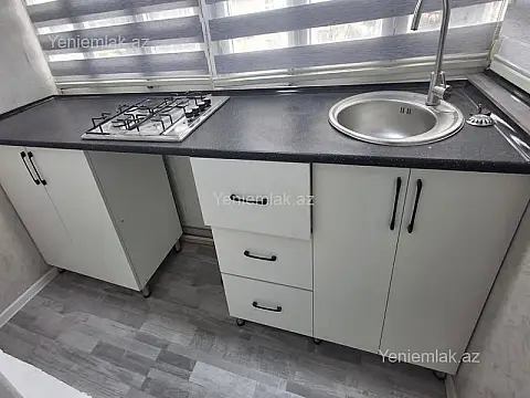 Satılır 2 otaqlı köhnə tikili 36 m²