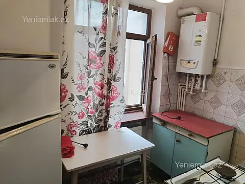 Satılır 2 otaqlı köhnə tikili 41 m²