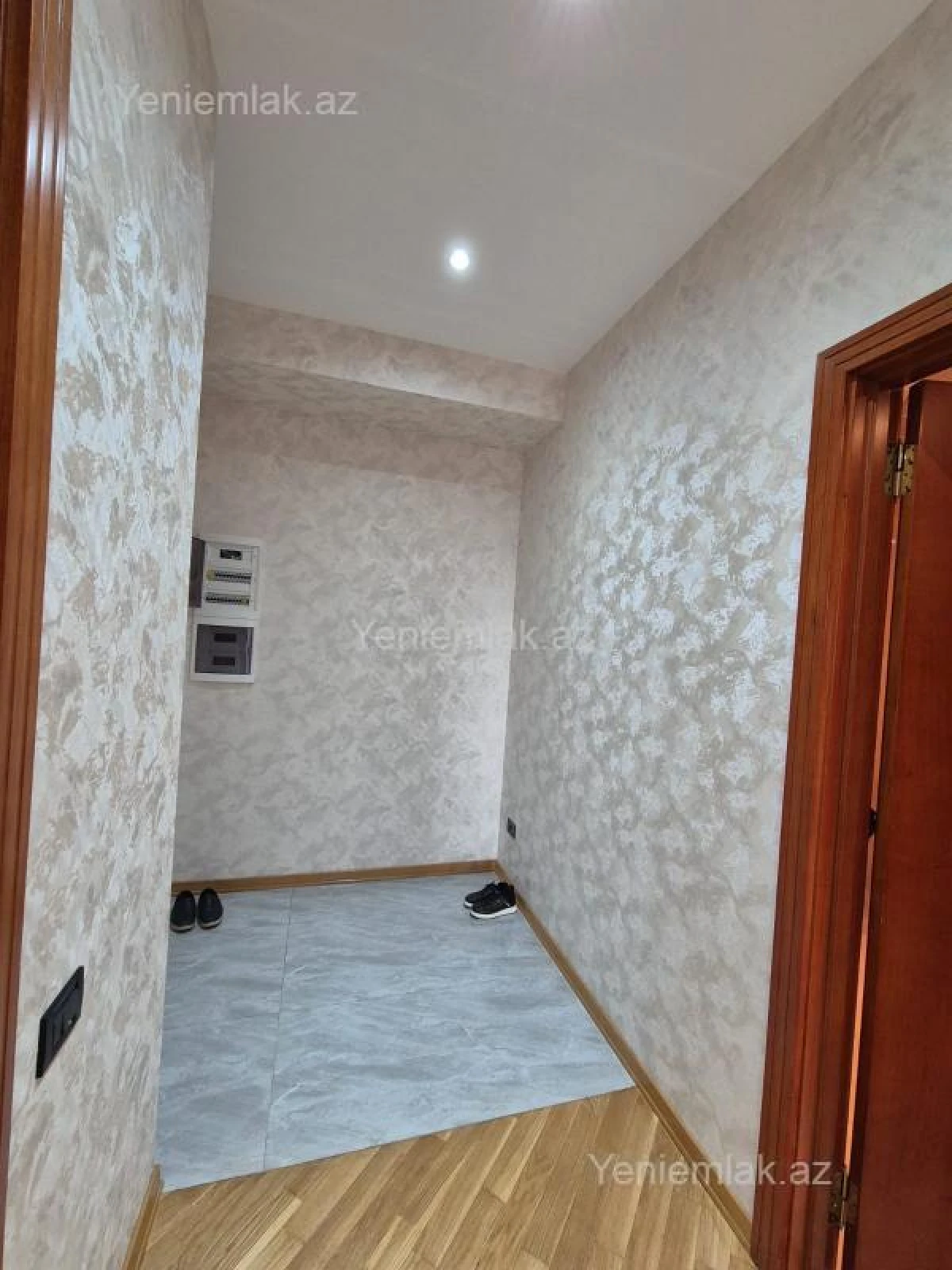 Satılır 3 otaqlı yeni tikili 120 m²