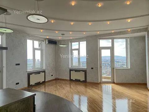 Satılır 3 otaqlı yeni tikili 120 m²