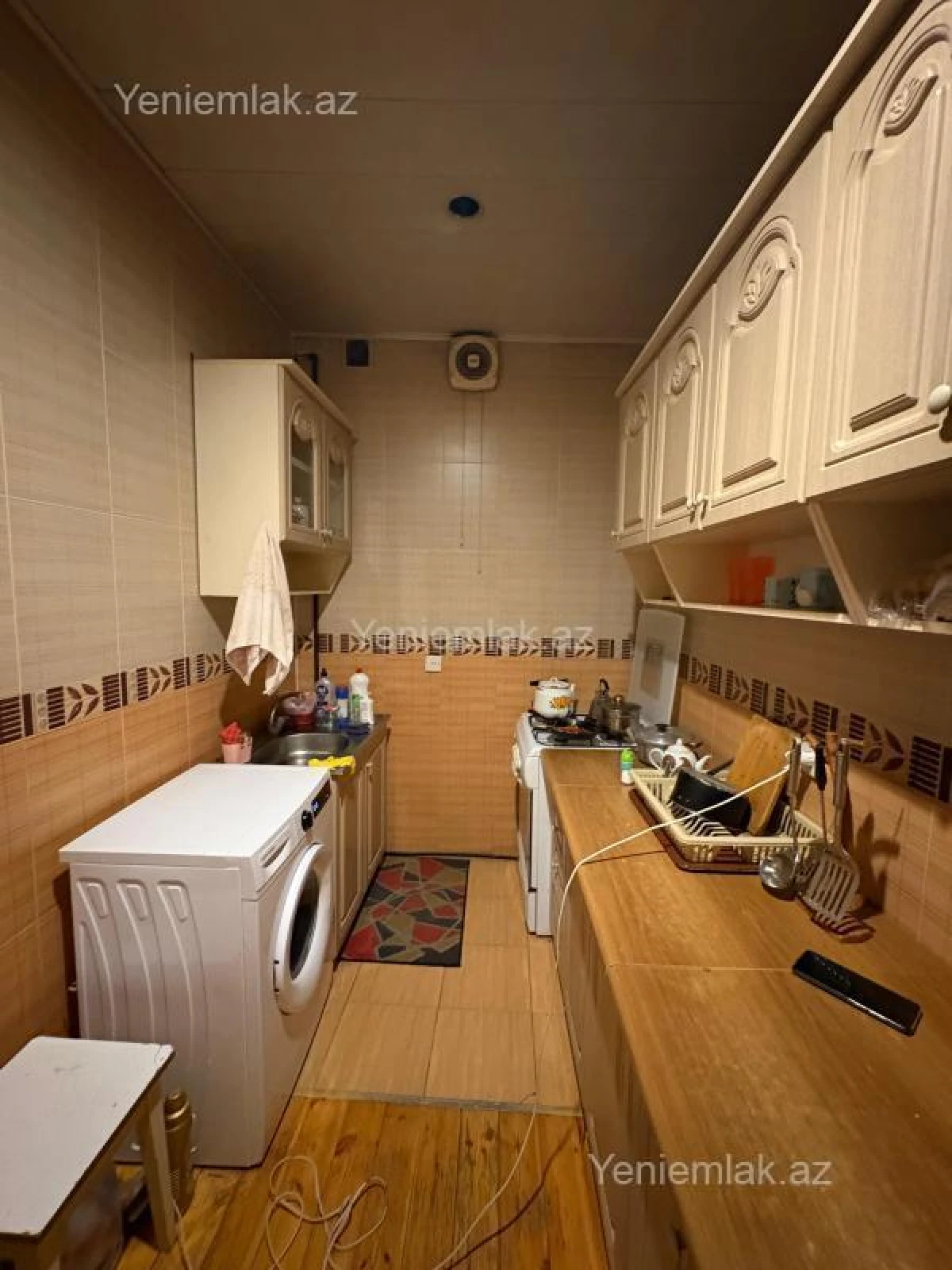 Satılır 4 otaqlı köhnə tikili 115 m²