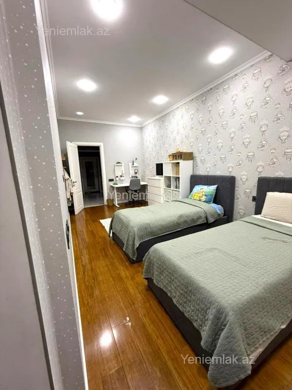 Satılır 3 otaqlı yeni tikili 105 m²