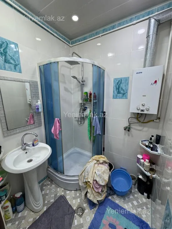 Satılır 2 otaqlı köhnə tikili 52 m²