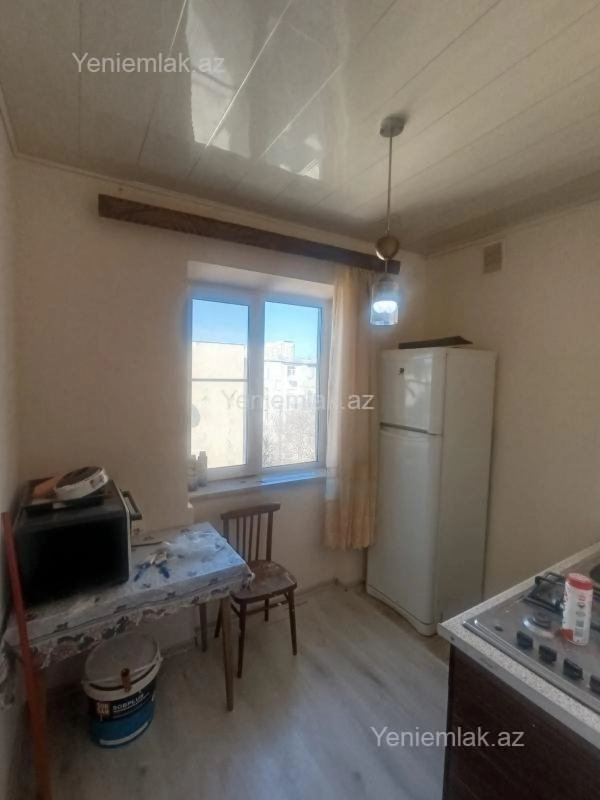 Satılır 1 otaqlı köhnə tikili 35 m²