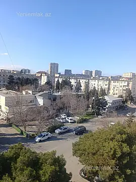 Satılır 1 otaqlı köhnə tikili 35 m²