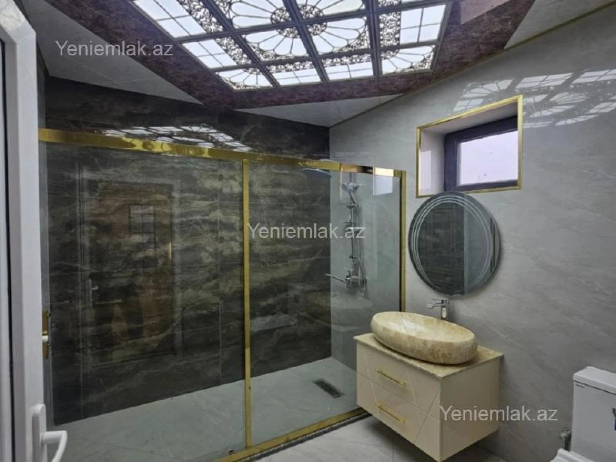 Satılır 5 otaqlı həyət evi 200 m²