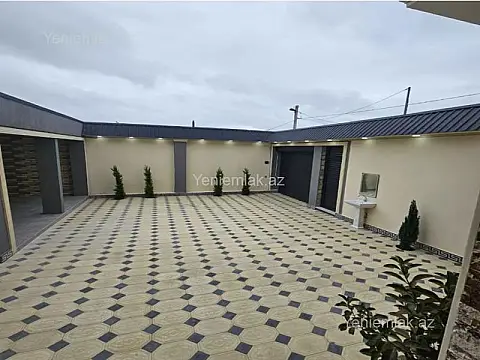 Satılır 5 otaqlı həyət evi 200 m²