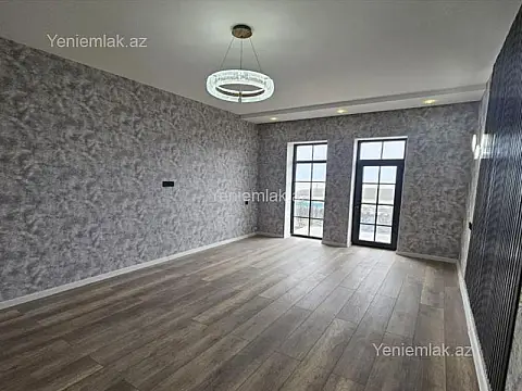Satılır 5 otaqlı həyət evi 200 m²
