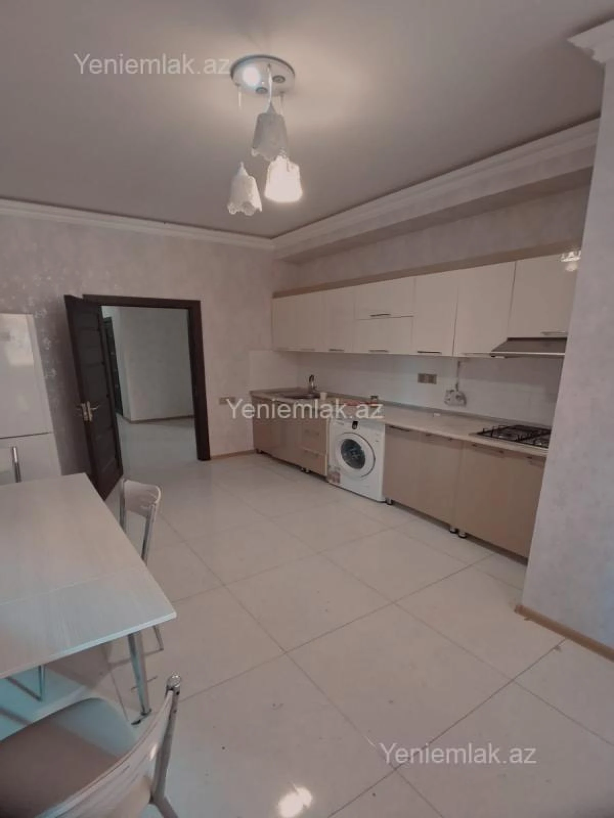 Satılır 3 otaqlı yeni tikili 102 m²