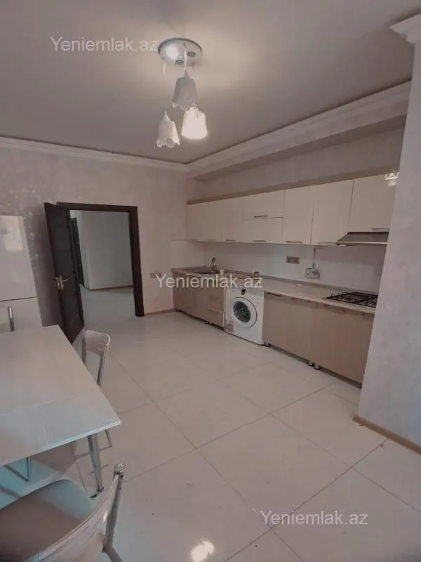 Satılır 3 otaqlı yeni tikili 102 m²