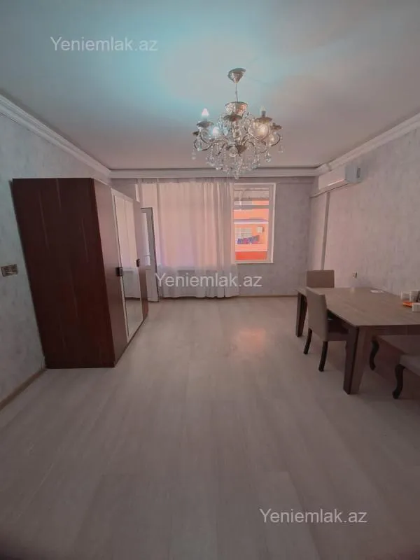 Satılır 3 otaqlı yeni tikili 102 m²