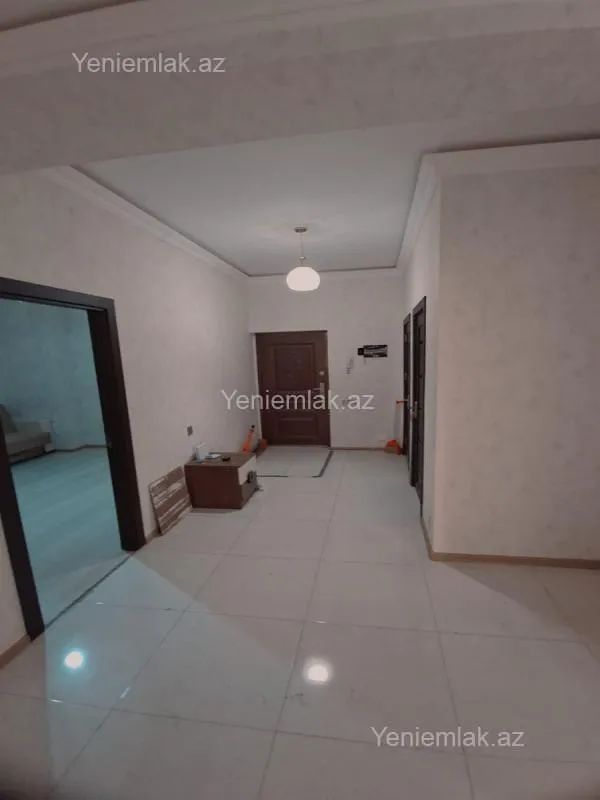 Satılır 3 otaqlı yeni tikili 102 m²